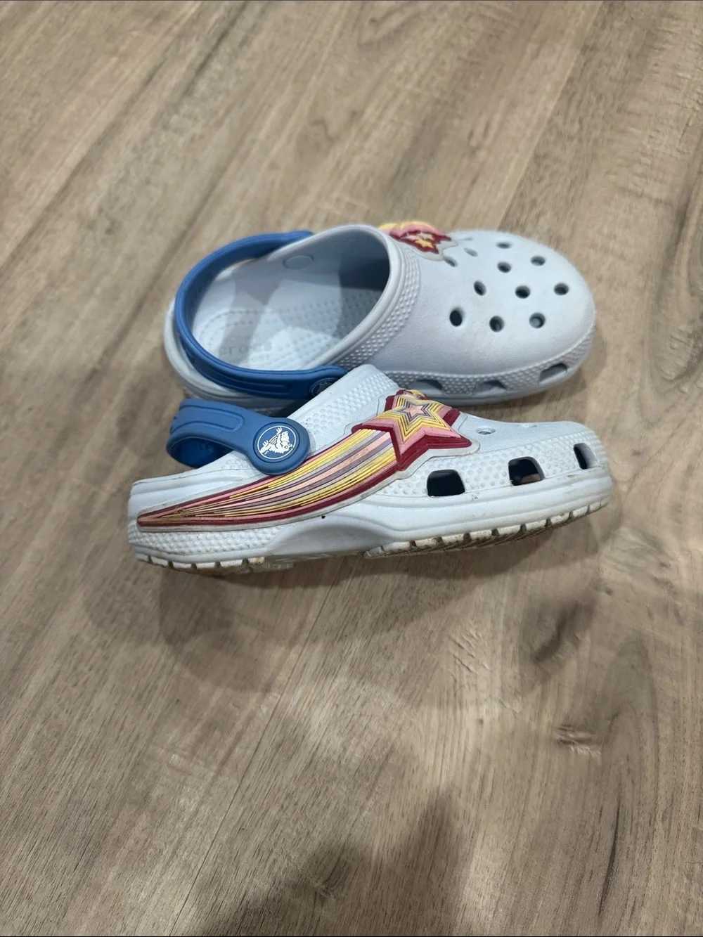 CROCS Kids White Clogs with Blue Strap and Red Star Charms